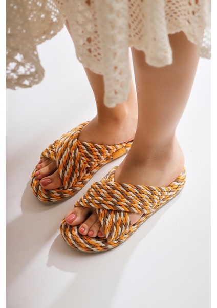 Leiya Hardal Çapraz Bantlı Halat Terlik fırsatları