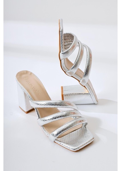 Sasima Gümüş Yılan Desenli Bantlı Topuklu Terlik
