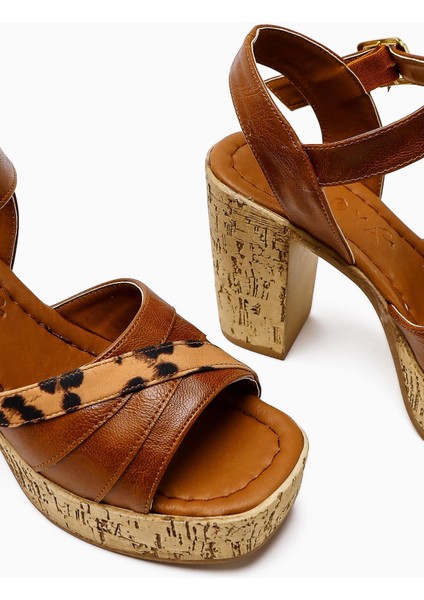 Farah Taba Dolgu Tupuklu Platformlu Leopar Detaylı Kadın Kadın Sandalet modelleri