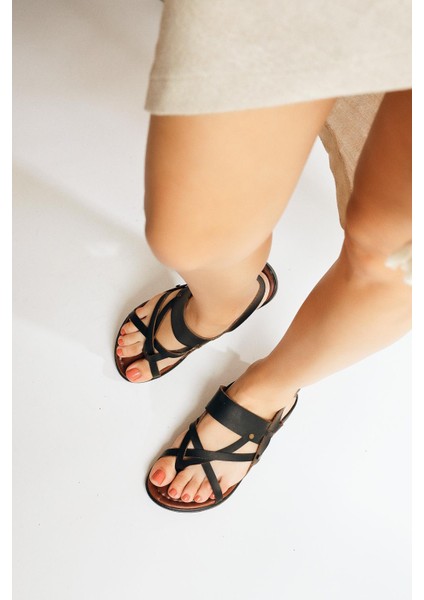Hakiki Deri Faika Siyah Parmak Arası Sandalet modelleri