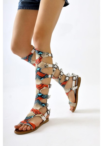 Hakiki Deri Lilith Beyaz-Renkli Yılan Derisi Desenli Diz Altı Gladyatör Sandalet