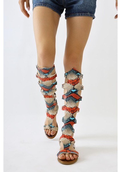 Hakiki Deri Lilith Beyaz-Renkli Yılan Derisi Desenli Diz Altı Gladyatör Sandalet modelleri