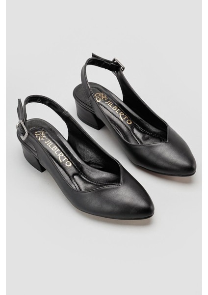 Henrietta Siyah Sivri Burun Alçak Topuk Sandalet