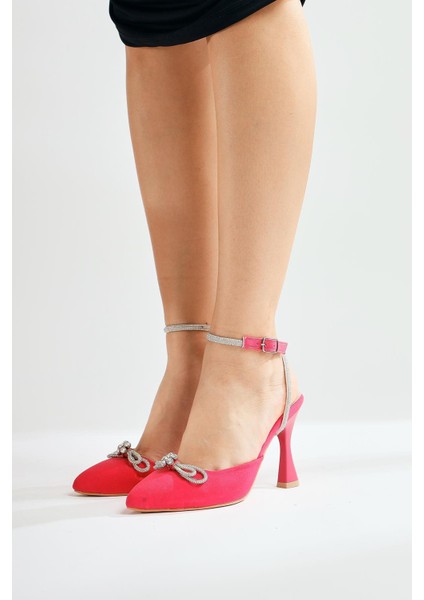 Irmela Fuşya Taşlı Fiyonk Detaylı Sivri Burunlu Sandalet fırsatları