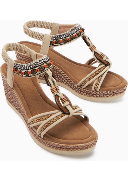 Jona Bej Tokalı Arkası Lastikli Dolgu Topuklu Kadın Sandalet