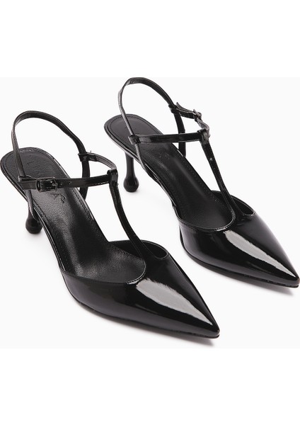Olena Siyah Rugan Burnu Kapalı Ince Topuklu Kadın Sandalet fırsatları