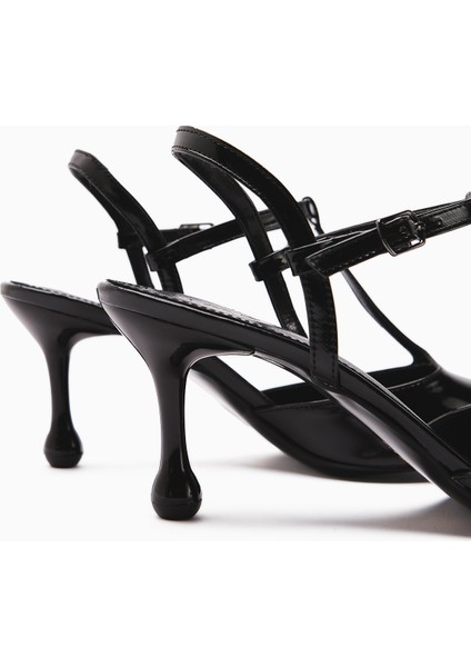 Olena Siyah Rugan Burnu Kapalı Ince Topuklu Kadın Sandalet indirimleri