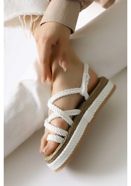 Spresa Beyaz Kalın Tabanlı Halat Sandalet