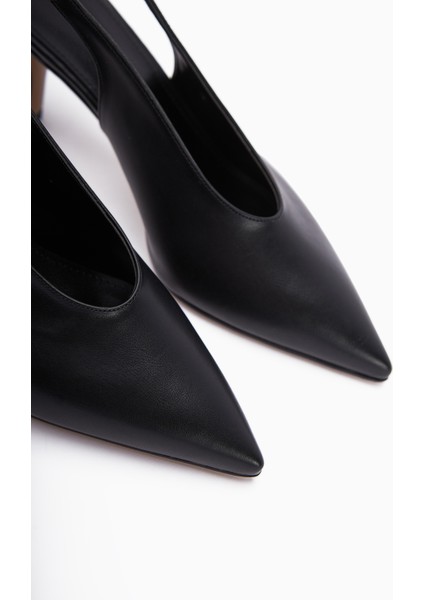 Remas Siyah Sivri Burunlu Ince Topuklu Kadın Sandalet indirimleri