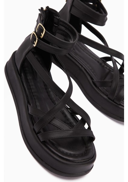 Sara Çapraz Bantlı Siyah Kadın Sandalet Kalın Tabanlı Bilekten Tokalı modelleri