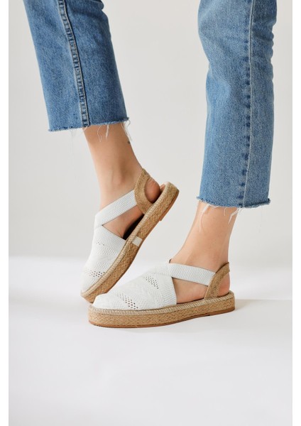 Zulma Beyaz Önü Kapalı Triko Çarpraz Bantlı Keten Taban Sandalet fiyatları