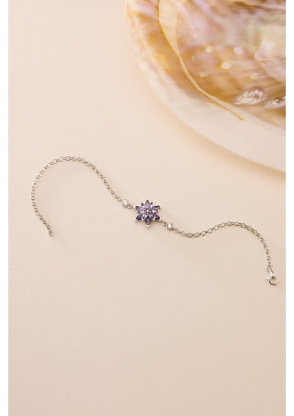 925 Ayar Gümüş Rodyum Kaplama Doç Zincirli Mor Taşlı Lotus Çiçeği Bileklik fiyatları