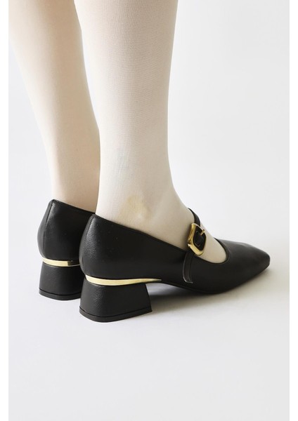 Abby Siyah Küt Burunlu Toka Detaylı Günlük Ayakkabı fırsatları