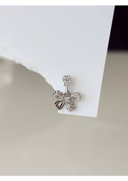 Sallantılı Fiyonk Kurdela Model Kıkırdak Piercing Tragus Helix Gümüş Renk Küpe