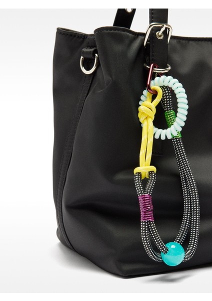 Teknik Kumaş Aksesuarlı Tote Çanta modelleri
