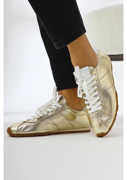 Hakiki Deri Alisa Altın Bağcıklı Günlük Kadın Ayakkabı modelleri