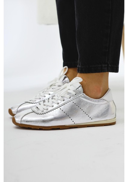 Hakiki Deri Alisa Altın Bağcıklı Günlük Kadın Ayakkabı fiyatları