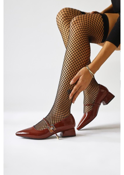 Micha Bordo Rugan Sivri Burunlu Tek Bant Toka Detaylı Kısa Topuklu Günlük Ayakkabı