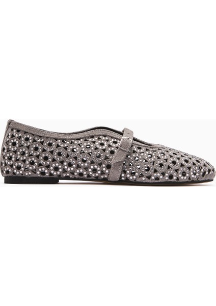 Nicki Gri Süet Oval Burunlu Delikli Taş Detaylı Tek Bantlı Günlük Kadın Ayakkabı indirimleri