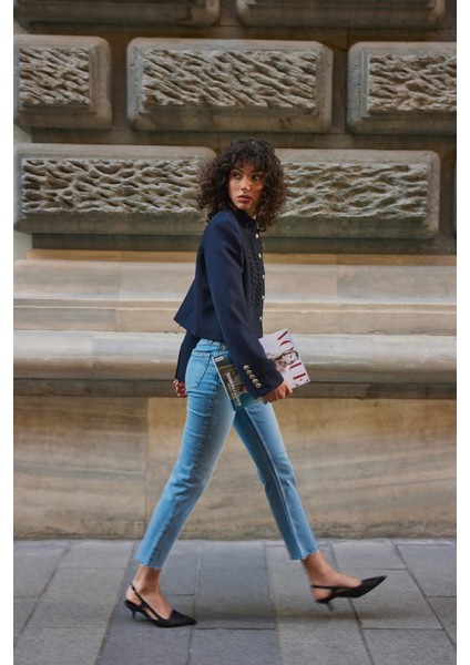 Siyah Cilt File Detaylı Sivri Burun Kadın Topuklu Ayakkabı