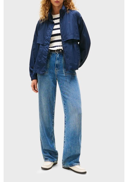 Logolu Su Itici Relaxed Fit Gizlenebilen Kapüşonlu Ceket Bayan Ceket WW0WW46444 C1G fiyatları