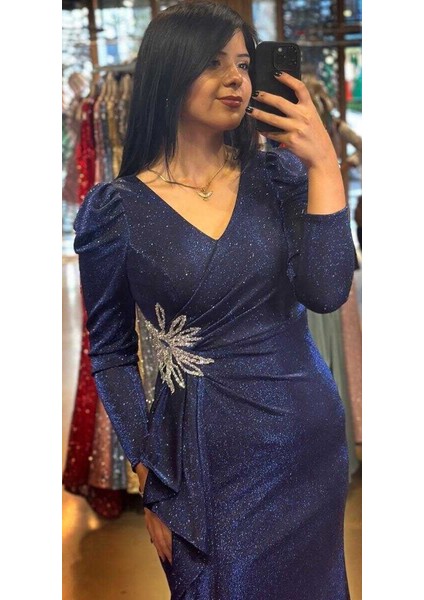 Siyah&saks Uzun Kollu Taş Detaylı Yırtmaçlı Düz Kesim Simli Uzun Abiye Elbise 7616 fiyatları