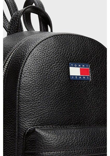 Tommy Jeans Logolu Ayarlanabilir Askılı Sırt Çantası Bayan Sırt Çantası AW0AW17823 Bds indirimleri