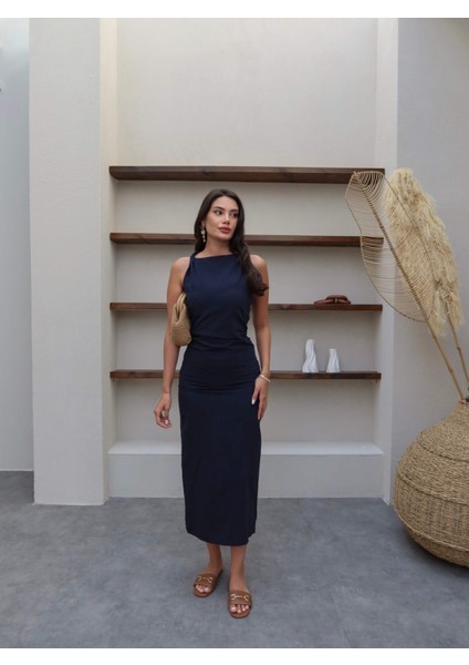 Omuz Detaylı Keten Midi Elbise fırsatları