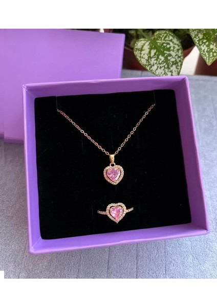 Pembe Kalpli Taşlı Kolye ve Pembe Kalpli Ayarlanabilir Yüzük Set Kutulu
