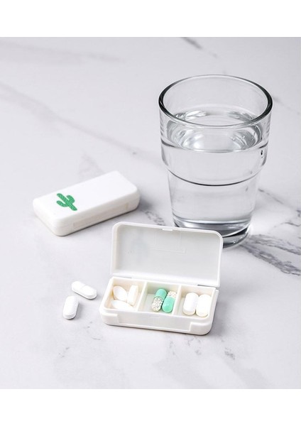 Taşınabilir Üç Bölmeli Bir Günlük Hap Kutusu (Yurt Dışından) modelleri