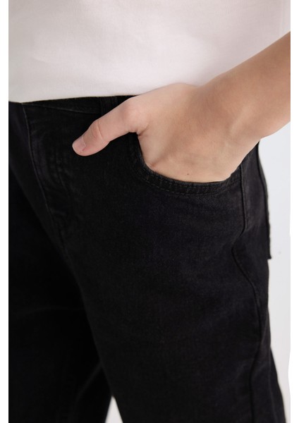 Erkek Çocuk Okul Slim Fit Dar Kesim Düz Paça Cepli Siyah Basic Düz Jean Pantolon indirimleri