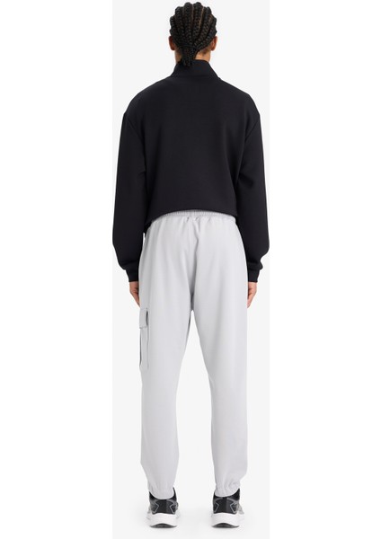 Fit Sporcu Jogger Eşofman Altı Standart Fit Üç Cepli Beli Bağcıklı Lastikli Paça D3741AX24WN