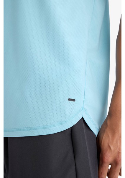 Standart Fit Bisiklet Yaka Sporcu Kısa Kollu Tişört E2435AX25SM