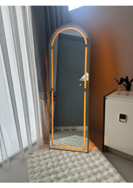 Dokunmatik LED Işıklı Ayaklı Boy Aynası indirimleri