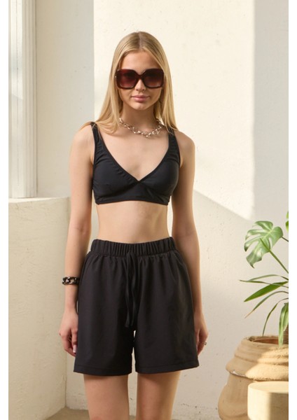 Bikini Takımı Paraşüt Şortlu Düz Siyah Bralet Üst Siyah