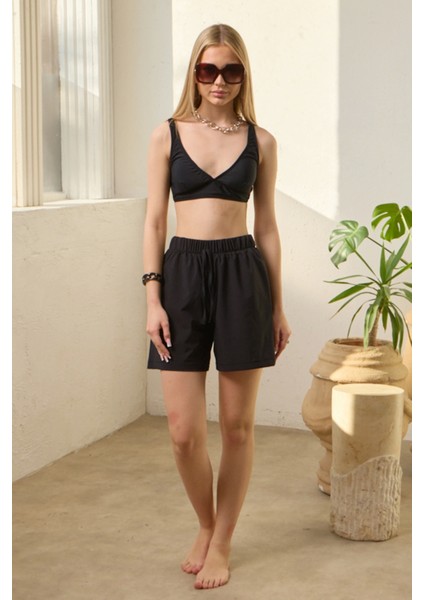 Bikini Takımı Paraşüt Şortlu Düz Siyah Bralet Üst Siyah fiyatları