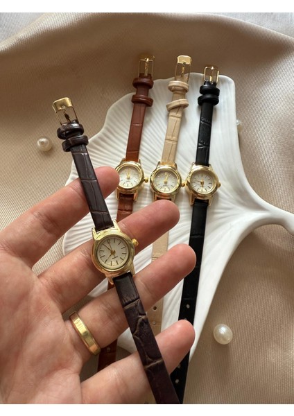 Retro Çok Minik Deri Kordon Vintage Kadın Kol Saati