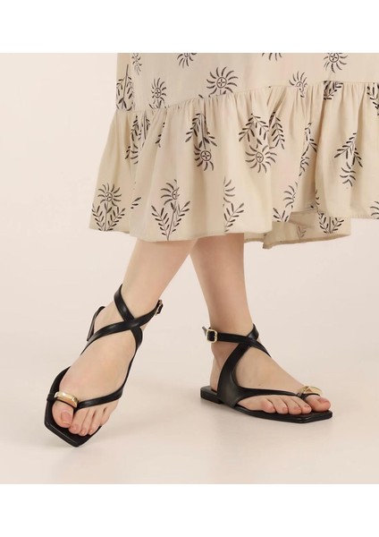Kadın Parmak Arası Gold Tokalı Günlük Sandalet