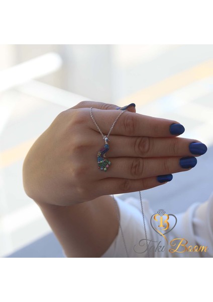 Renkli Taşlı Nazar Boncuklu Sevimli Tavuskuşu Gümüş Kolye fırsatları