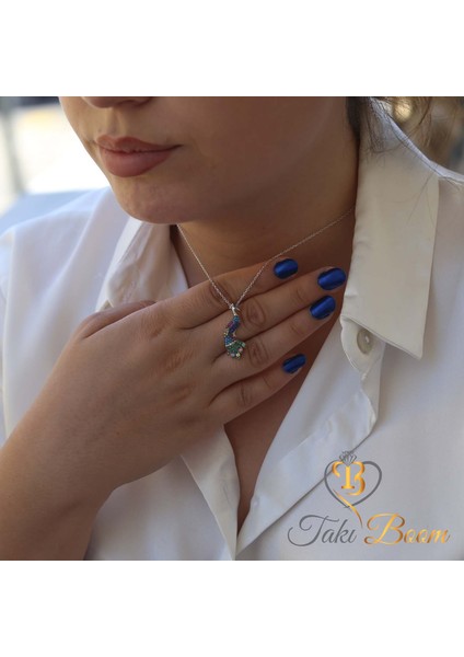 Renkli Taşlı Nazar Boncuklu Sevimli Tavuskuşu Gümüş Kolye