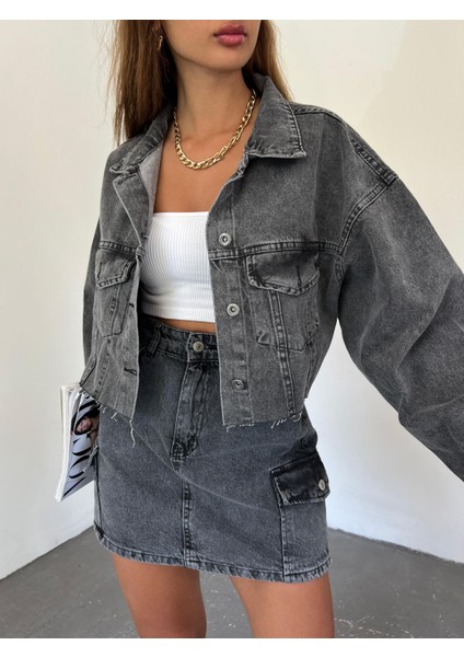 Çift Cepli Yıkamalı Crop Denim Ceket