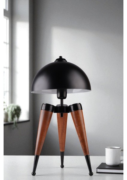 Stil Ceviz Siyah Retro Başlıklı Masa Lambası