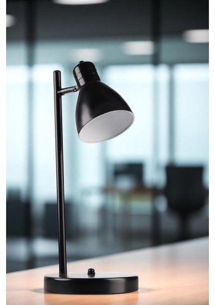 Otis Siyah Masa Lambası