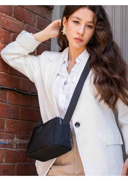 Eflanmoda Su Geçirmez Paraşüt Kumaştan Çok Bölmeli Kadın El ve Omuz Çantası modelleri