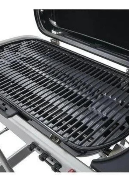 Traveler™ Stealth Edition Taşınabilir Gazlı Barbekü – 3,8 kW | 63 × 34 cm | Tek Pedalla Katlanır fırsatları