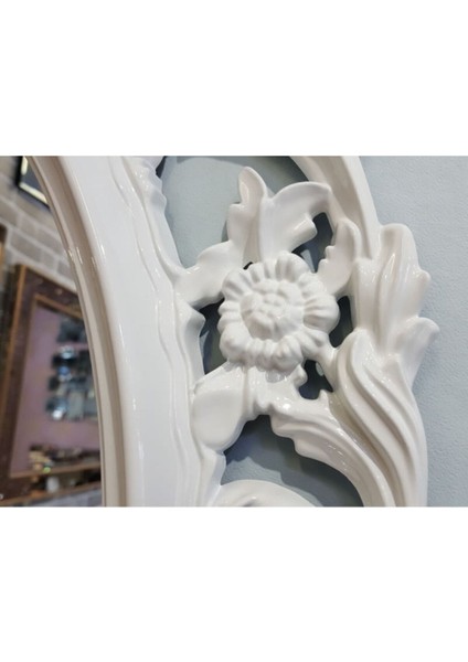 Şık Beyaz Vintage Dekoratif Ayna, Modern ve Zarif Tasarım