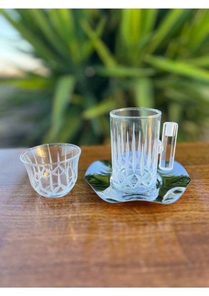 18 Parça Çay ve Kahve Takımı Gümüş Renkli, Şık ve Zarif Tasarım fiyatları