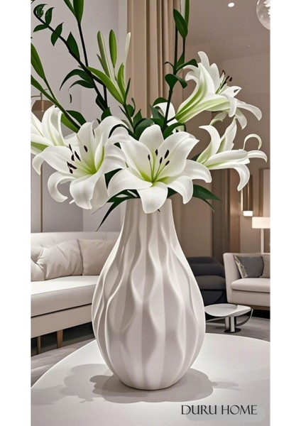 Modern Dalga Desenli Beyaz Seramik Vazo 21 Cm, Şıklık ve Zarafet Sunar