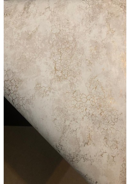 Şık Gold Damarlı Çatlatma Desenli Duvar Kağıdı 5,30 M² indirimleri