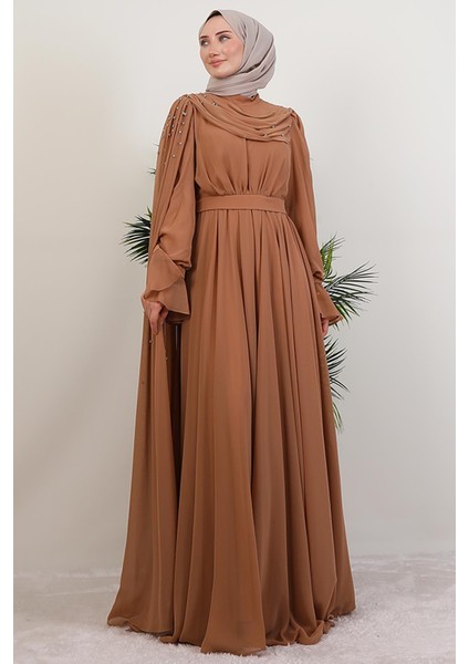 Karanfil Pelerinli Elbise Sütlükahve